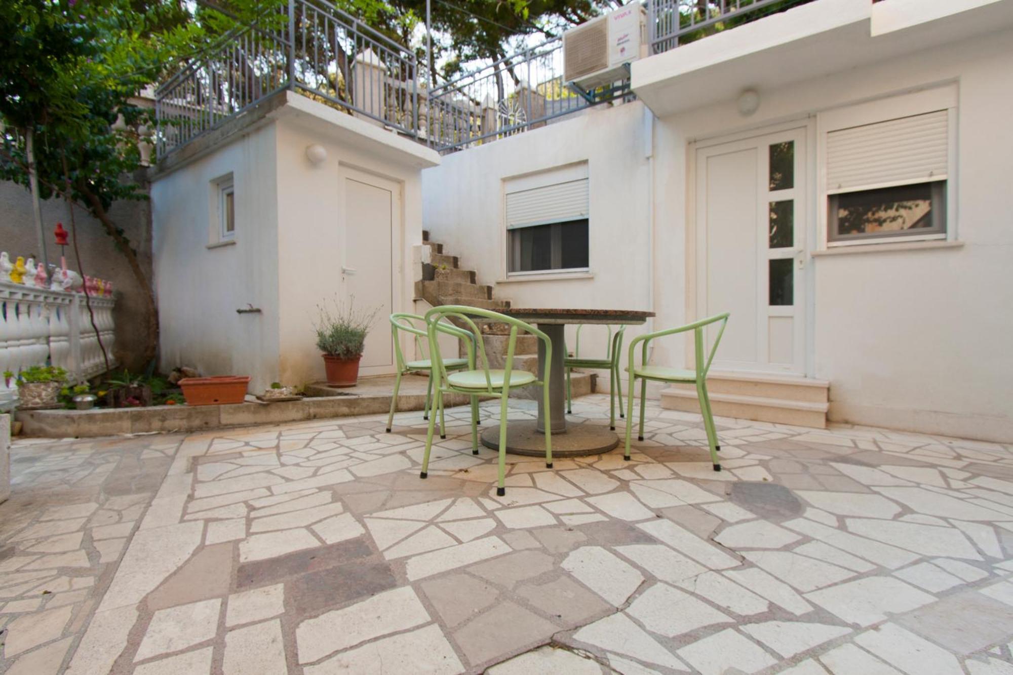 Apartment Mikulic Дуче Экстерьер фото
